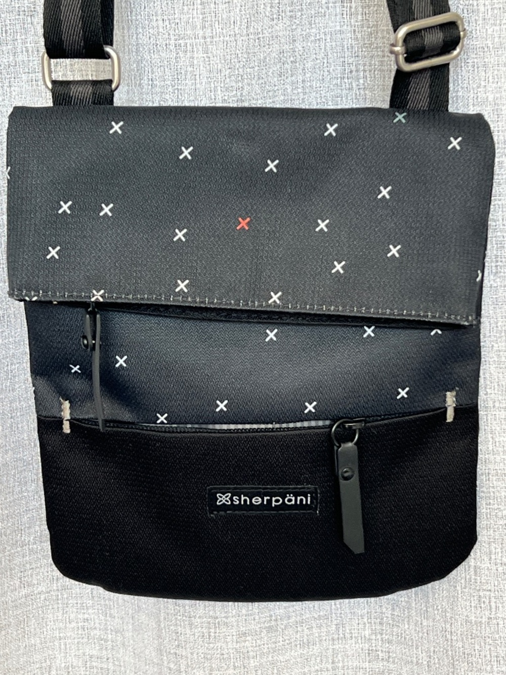 Sherpani Bag Pica Crossbody Black One Size Fold Over Top X's MEC
